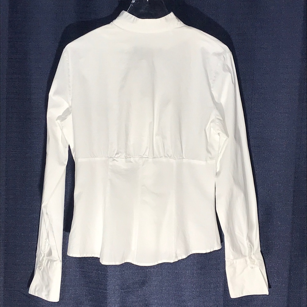 White Crisp Blouse - Picture 2 of 5